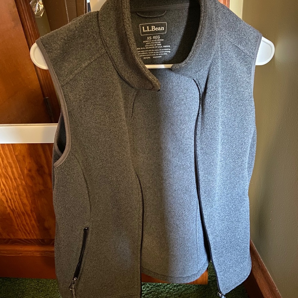 LL bean Fleece vest